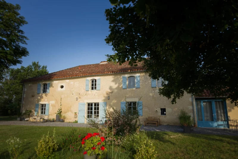 perisson-gers-chambre-hote-gite-nature-piscine-auch-marciac